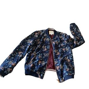 Like New Zara Trafaluc Women’s Long Sleeve Floral Bomber Jacket size Small